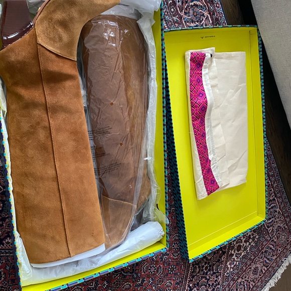 TORY BURCH LILA BOOT - Picture 4 of 7